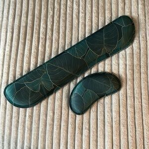 Keyboard and mouse wrist rest